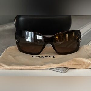 Vintage Y2K CHANEL Brown Shield Sunglasses